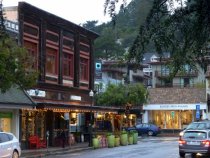 Miller and Throckmorton Avenues, 2017