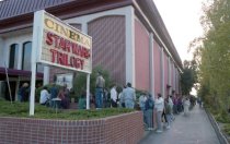 Line for a screening of the Star Wars, 1987