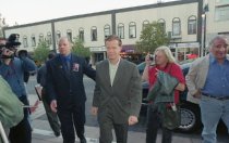 William H. Macy Arrives at his Tribute, 2001