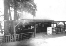 A black & white photo of a tavern near Muir Woods, 1900-1920