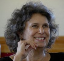 Laurie Cohen, photo by Liz Ewan Green, courtesy of Laurie Cohen