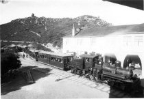 Busy day at the Summit, 1926