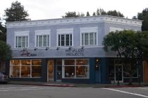 Throckmorton Avenue shops in the O'Shaughnessy Building, 2019