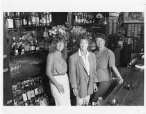 Jeanie Patterson and bartenders, 1990