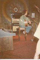 14 photos interior Sweetwater musicians on stage