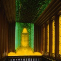 CA-Oakland-Paramount-SL-slide-SL-09-005-172-001