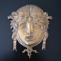 NY-NYC-MAN-Roxy-BH-object-bronze face-07-047a