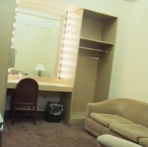 OR-Portland-Paramount-AJ-slide-OR-AJ-1-4-08