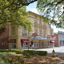 Lucas-Exterior_From-Reynolds-Square_3