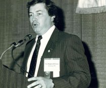 Paul Robinson, 1990