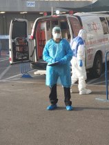 Roi Ozer Performing ER Triage During COVID-19 Pandemic in Israel, 2020
