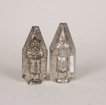 Chocolate Mold Outside