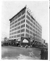 Skagg's Halliburton Building