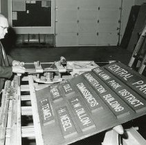 Leonard Cole making sign for Central Park