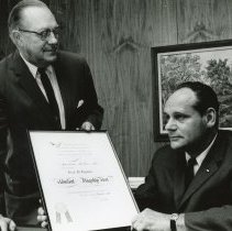 Presentation to Mayor Fred M. Dumke by American Airlines