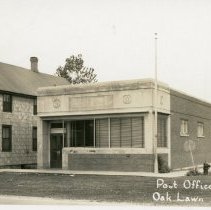 Oak Lawn Post Office Postcard
