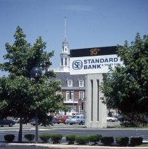 A Weekend in the Life of Oak Lawn