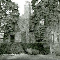 9609 Brandt Avenue House