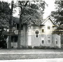 Keyhole House (Schussler House)
