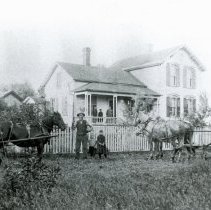 Aulwurm Family & Home