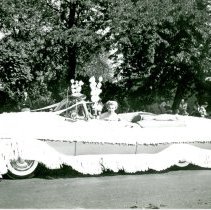 Jack Thompson Oldsmobile Float, 1954