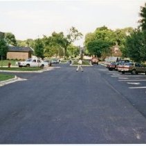 Raymond Avenue and Oak Lawn Village Green