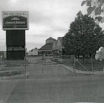Demolition of the Howard Johnson Inn/Holiday Inn of Oak Lawn