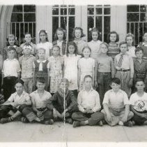 Cook Avenue School 5th Grade Class, 1946