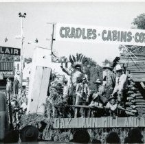 Oak Lawn Round-Up Days Parade