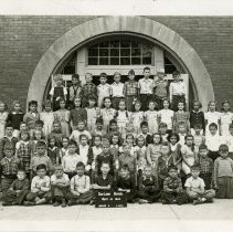Cook Avenue School 4th Grade Class, 1943