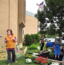 Oak Lawn Garden Club Planting Project