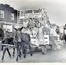 Oak Lawn Round-Up Days Parade