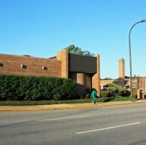 95th Street at Kilpatrick Avenue