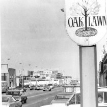 Looking East Down 95th Street in Oak Lawn