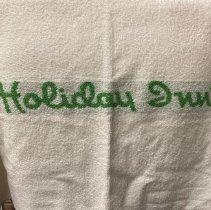 Holiday Inn of Oak Lawn bath towel, front