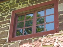 Mouns Jones, 2nd-floor casement window, northern bay, west eaves wall (2009