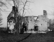 Mouns Jones House, west elevation view after c. 1955-57 collapse of roof...