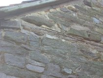 Oak wall-plate tie in north gable wall of DeTurk ancillary building (2009)