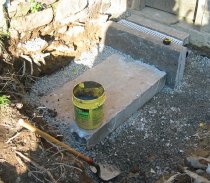 0016: granite riser & B3 in final alignment on 2B stone and screenings bed