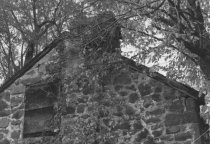 MFHPH23--detail of south gable wall (c.1966)