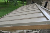 #16, photo 19: Detail view of eastern plane of exhibit shelter