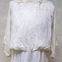 Wedding dress: Ella Lenz Schmidt, 1923