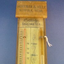 Cottage barometer/thermometer