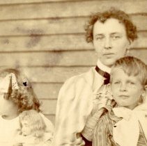 Jennie Brechet with her children