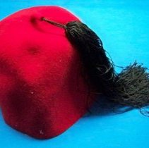 Zuhrah fez, back view