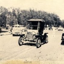 c. 1910 Brush 1 cylinder automobile