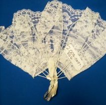 Wedding fan, Laverna Wraspir Hemerick, 1955