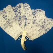 Wedding fan, Laverna Wraspir Hemerick, 1955