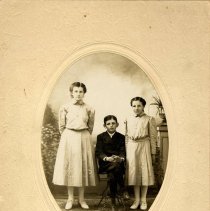 Beatrice, Al and Nina Dearborn