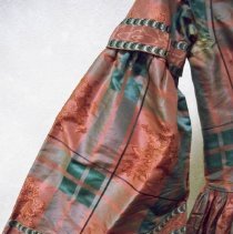 Wedding dress, Rebecca Dearborn, 1863-sleeve detail